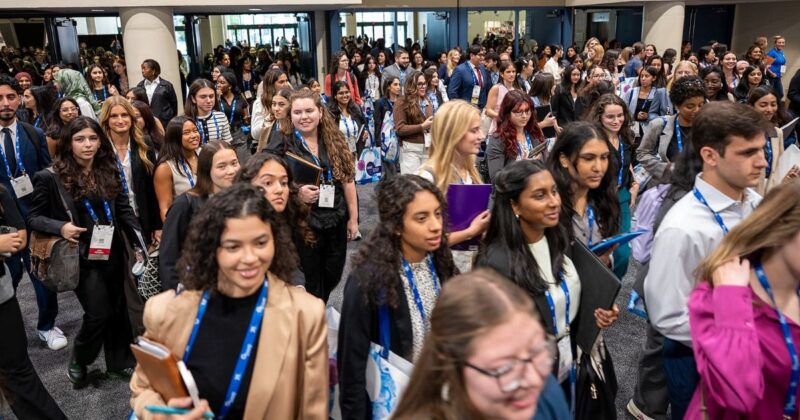 Photo of engineers at the SWE Career Fair at WE25